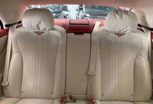 21款 飞驰 4.0T 五座 白