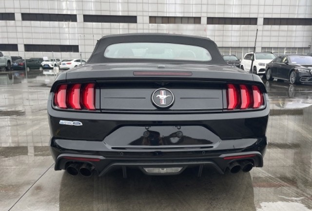 22款 福特野马 敞篷限量特别版 2.3T