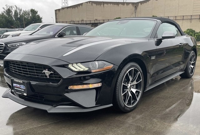 22款 福特野马 敞篷限量特别版 2.3T